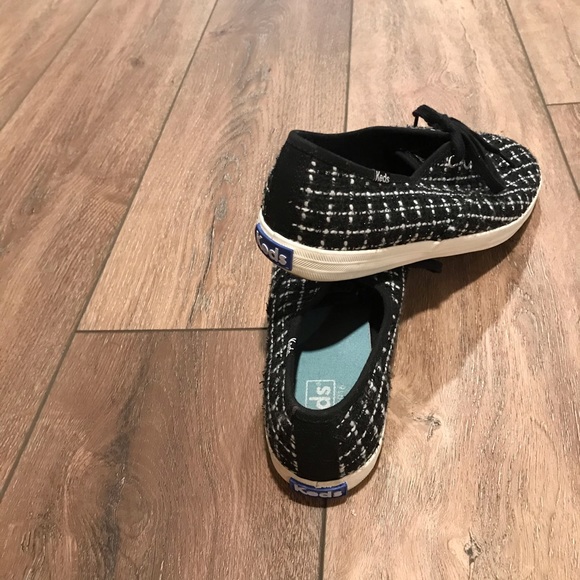 Keds Tennis Shoes - Picture 4 of 6